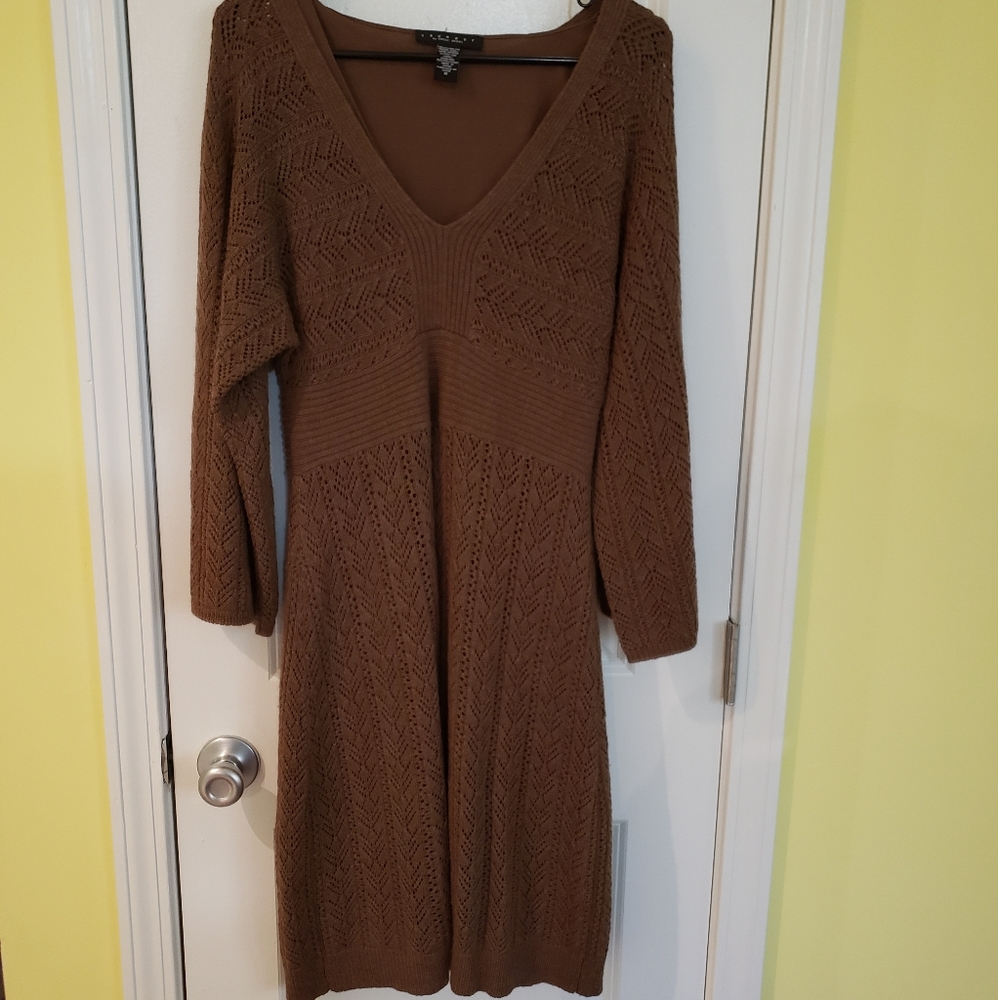 Elegant Brown Knit Dress